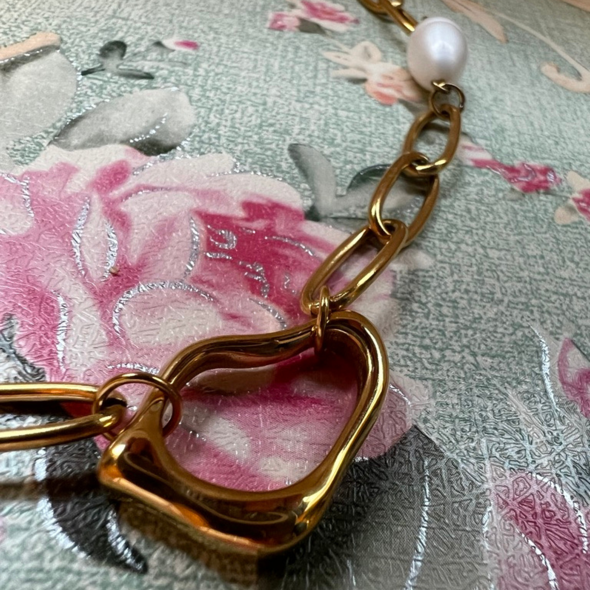 Golden Chains of Versailles Necklace